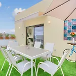 Luxury Atico Plaza Διαμέρισμα *